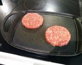 Foto del paso 1 de la receta: Chilly Cheese Burger Gourmet