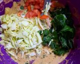 A picture of step 2 of Mix vegetable pakoray.