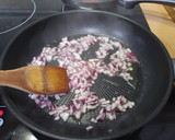 Foto del paso 2 de la receta: Ñoquis con tomate y pollo