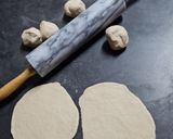 A picture of step 4 of Beer flatbread.