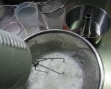 A picture of step 17 of Basic Plain Chiffon Cake.