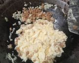 Foto langkah ke 3 dari resep Martabak Telur Mini.