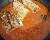 Foto del paso 5 de la receta: Merluza en salsa de tomate