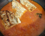 Foto del paso 5 de la receta: Merluza en salsa de tomate