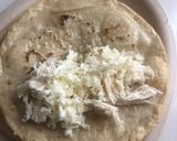 A picture of step 4 of Enchiladas Suizas.