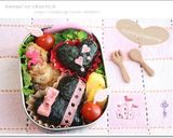A picture of step 6 of Easy Heart-Shaped Rice Ball Bento for Valentine's Day.