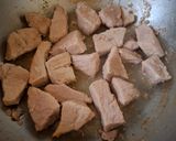 A picture of step 4 of Pork with Purslane in Mixed Salsa.