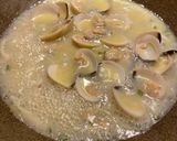 Foto del passaggio 3 della ricetta Spaghetti alle vongole