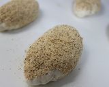 A picture of step 11 of Aromatic Poppy Seed Hard Rolls.