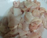 Foto langkah ke 1 dari resep Ayam goreng saos mentega ala resto vs nasi daun jeruk.