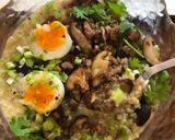 A picture of step 4 of Eatclean / Oatmeal Porridge with Ground Pork, Mushrooms & Soft-Boiled Egg.
