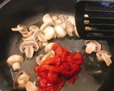 A picture of step 3 of Mushroom sauce.