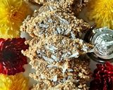 तिळगुळ वड्या (tilgul vadya recipe in marathi) रेसिपी स्टेप 4 फोटो 