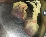 A picture of step 5 of Onion Skin Dyed Easter Eggs.