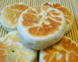 A picture of step 13 of Chinese Dim Sum Chive Buns.