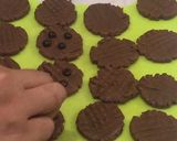 Foto langkah ke 3 dari resep Chocolate Cookies Teflon.