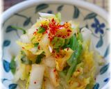 A picture of step 3 of Instant Tsukemono (Pickles) - Chinese Cabbage Tossed in Garlic-Infused Kombu Tea.
