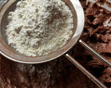 Foto del passaggio 6 della ricetta Torta quattro quarti con pere al vino rosso e cacao