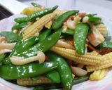 甜豆炒玉米筍的食譜步驟2照片