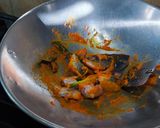 Foto langkah ke 4 dari resep Asam Pedas Baung Nanas.