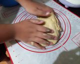 Foto langkah ke 6 dari resep Pastel Bihun Wortel Ekonomis tanpa Telur.
