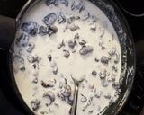 A picture of step 5 of Vanilla Escargot Blanquette.