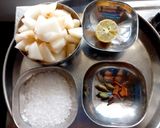 A picture of step 1 of Babugosha murabba.