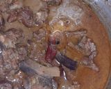 A picture of step 6 of Meat with dry whole spices.