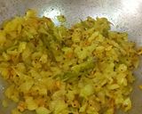 A picture of step 2 of Cabbage Thoran.