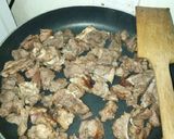 A picture of step 2 of Pan fry pork.