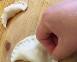 Foto del paso 4 de la receta: Empanadas de queso cóctel 🧀