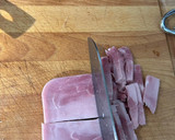 Foto del paso 5 de la receta: Tagliatelle paglia e fieno con nata y jamón