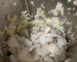 Foto del paso 2 de la receta: Sepia encebollada con sidra en Thermomix