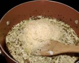 A picture of step 8 of Ricotta Pesto Parmesan Pasta.