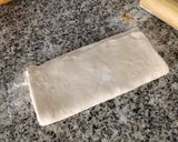 Foto del paso 6 de la receta: Coca de chicharrones Dijous gras 2026