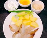 Hình bước làm 2 của món Khoai tây bọc tôm chiên xù (baby food)