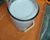 A picture of step 7 of Almond fig milk shake.
