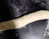 A picture of step 4 of Custard bread rolls.