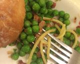 A picture of step 11 of Pasta With Bacon And Peas.