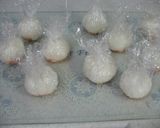 A picture of step 7 of Temari Sushi Balls with Shrimp.