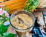 Foto langkah ke 3 dari resep Es Kopi Creamy Matcha.
