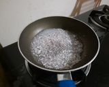Hình bước làm 3 của món Lưỡi heo rim mắm tỏi