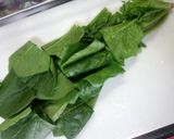 A picture of step 1 of A Simple Soup with Spinach and Tofu.