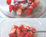 A picture of step 1 of Strawberry Gelée with White Wine (Strawberry Jello).