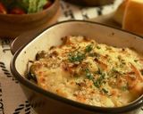 A picture of step 9 of Oyster and Spinach Gratin with Soy Milk and White Miso Sauce.