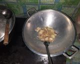 Foto langkah ke 2 dari resep Tumis Telur Jamur Bakso.