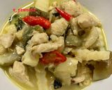 A picture of step 4 of Thai Green Curry with Chicken.