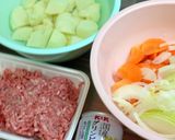 A picture of step 1 of From a Bygone Era!! Saitama Ohya Elementary School Lunch Nikujaga (Meat and Potatoes).