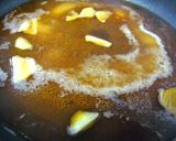 A picture of step 2 of Sweet 'n Spicy Sauce--Simply Simmered Sea Bream.