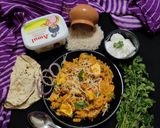 A picture of step 5 of Creamy Paneer Makhani Rice (Leftover Rice).